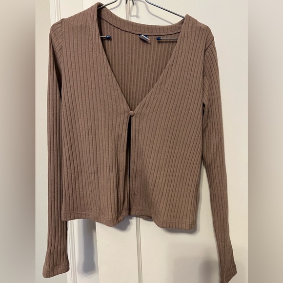 Brown light weight sweater - Picture 1 of 2